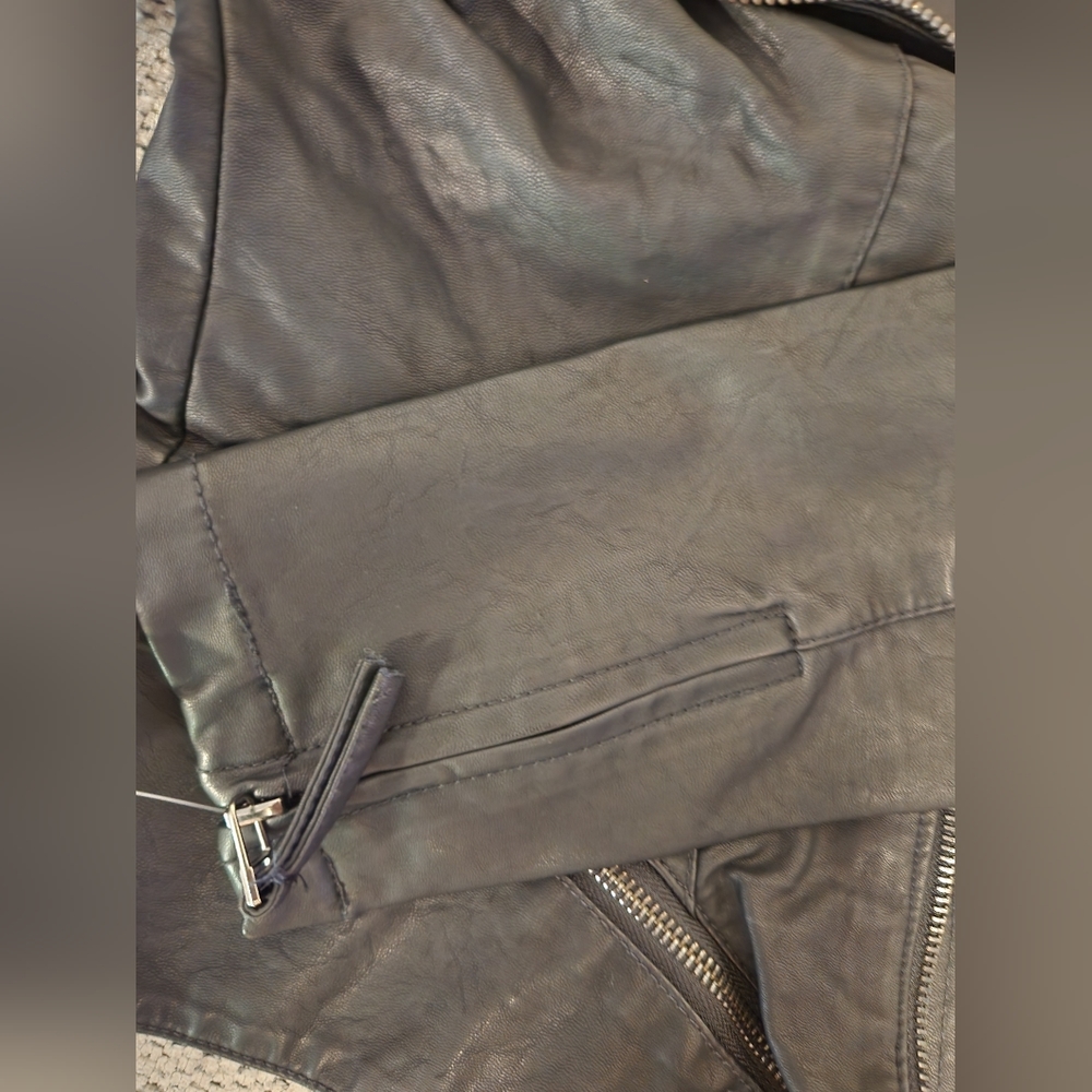 NwT Blank NYC Tailored Vegan Leather Biker Moto Jacket Black Size Small - Picture 8 of 14